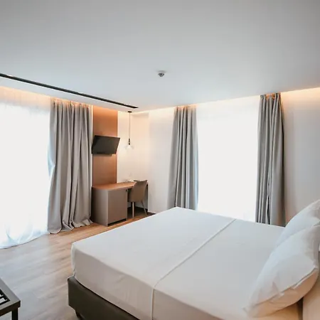 Klajdi Resort&spa Golem (Tirana)