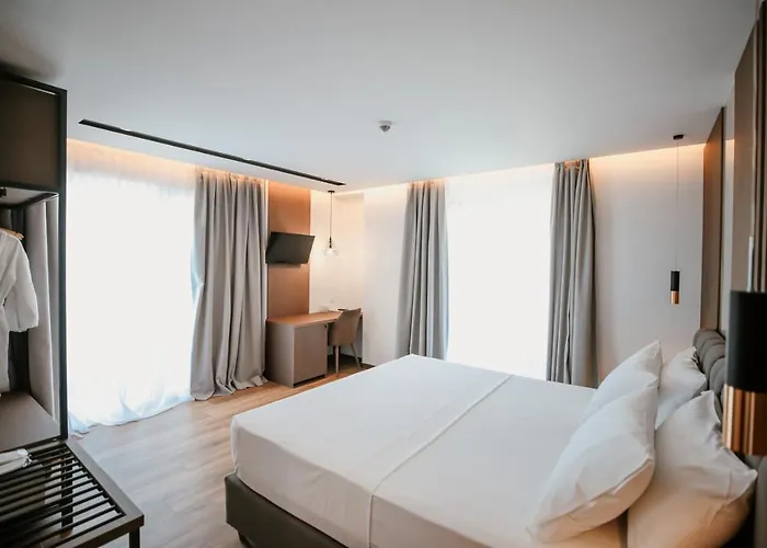 Klajdi Resort&spa Golem (Tirana)