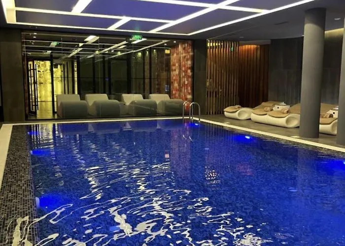 Klajdi Resort&spa Hotel Golem (Tirana)