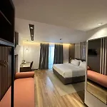 فندق Klajdi & 5*