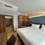 Klajdi & فندق 5*