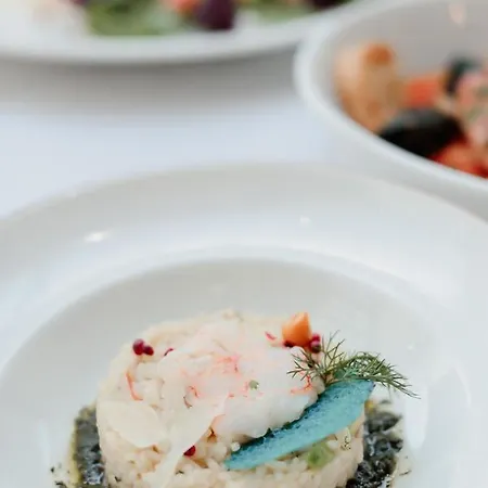 Klajdi & 5* Golem (Tirana)